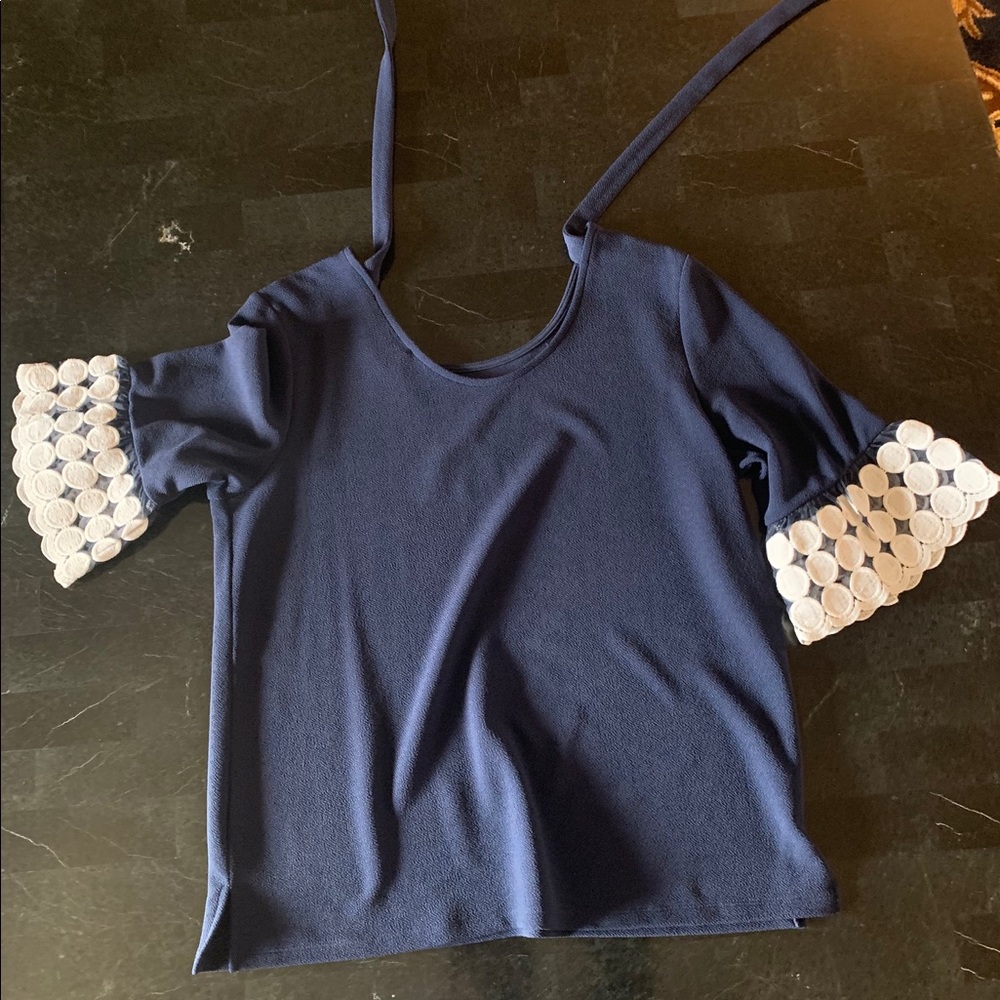 Sweater - Picture 4 of 4